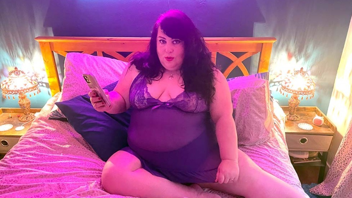 Lucy Loves Lingerie OnlyFans header