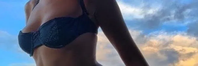 XLoves$$ OnlyFans header