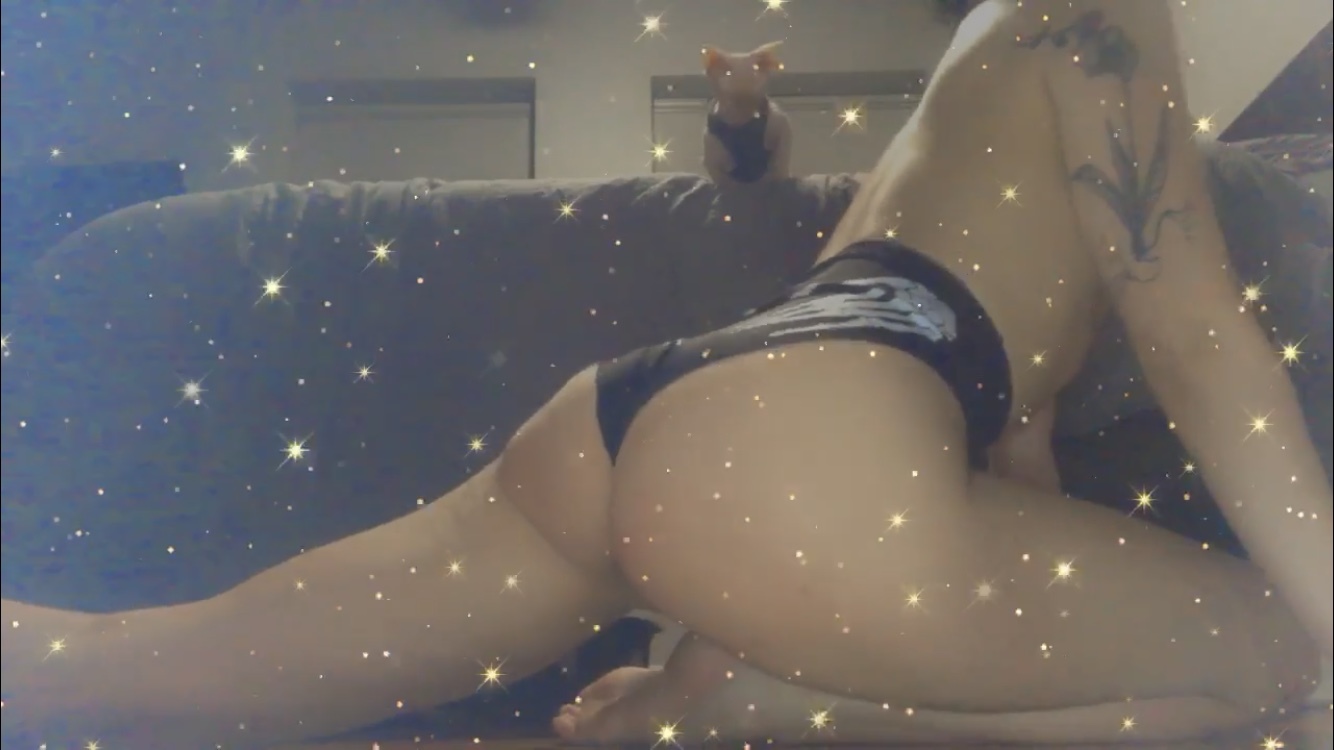 Lynn OnlyFans header