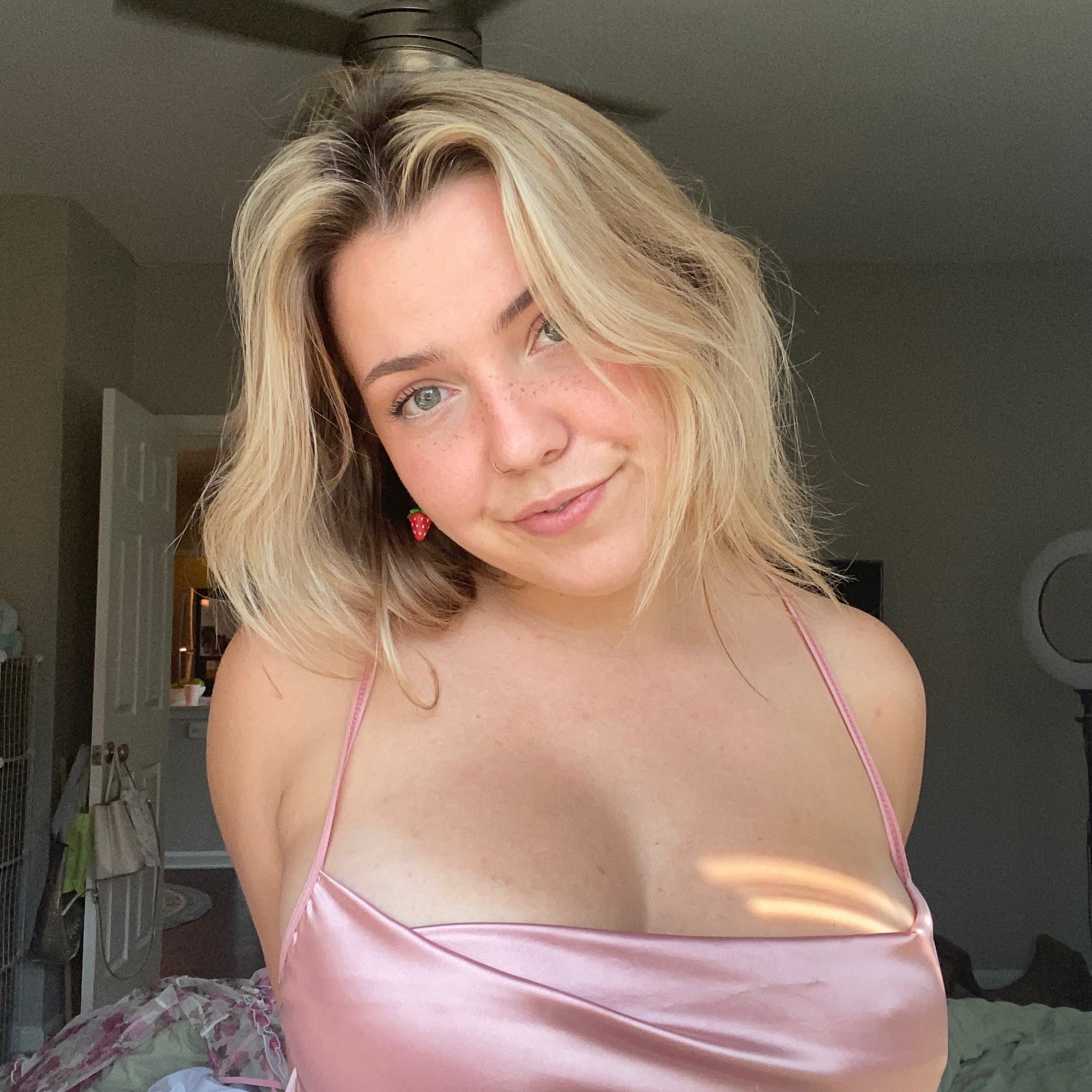 x Madelyn Mae x OnlyFans