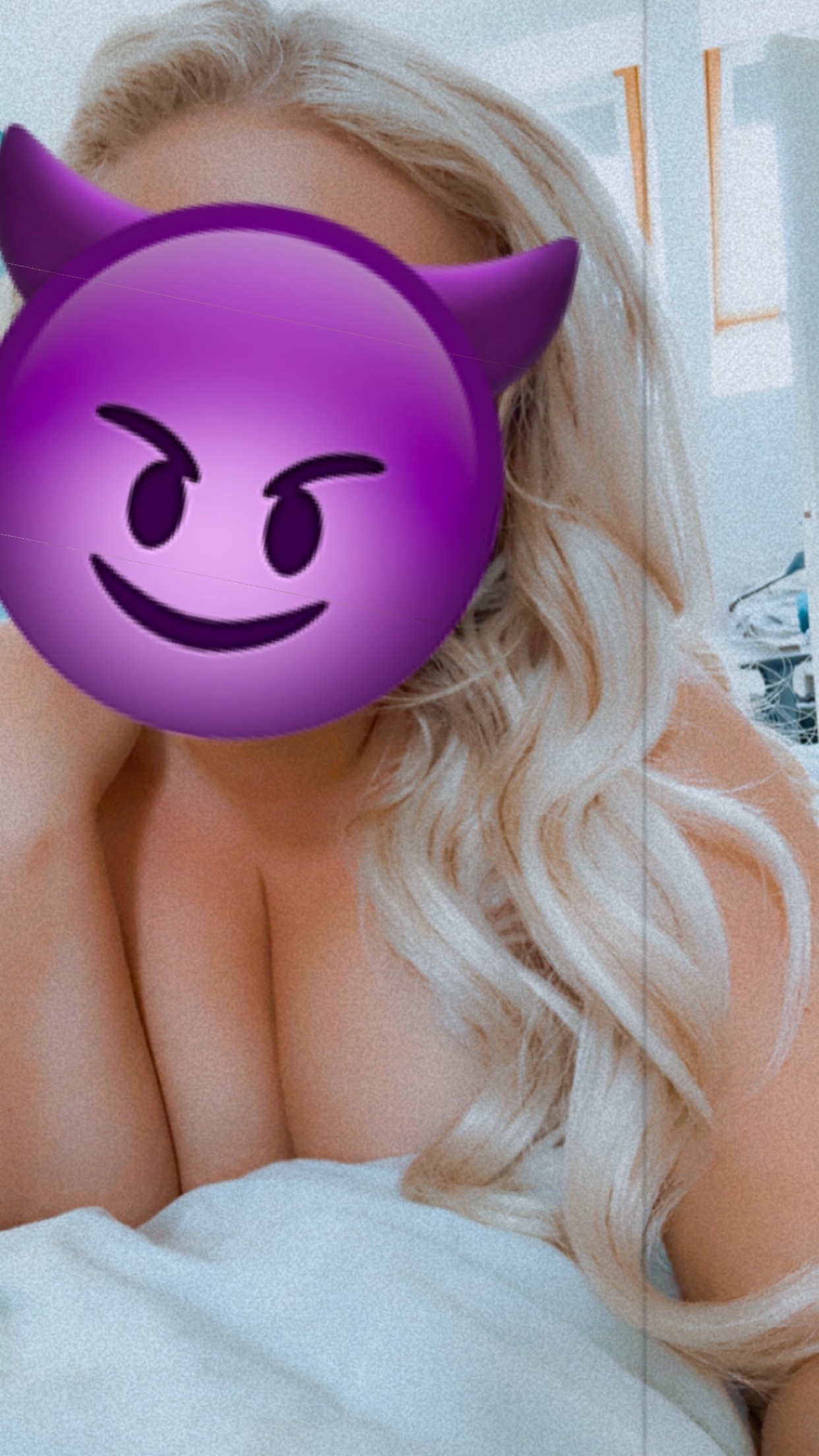 Mrs NE - UK Swinger 🍍 OnlyFans