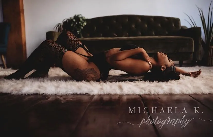 Nova Amour 🥂 OnlyFans header