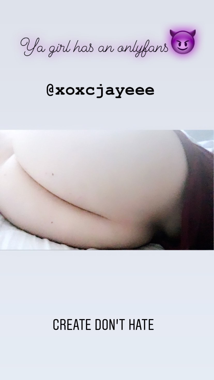 Courtney OnlyFans header