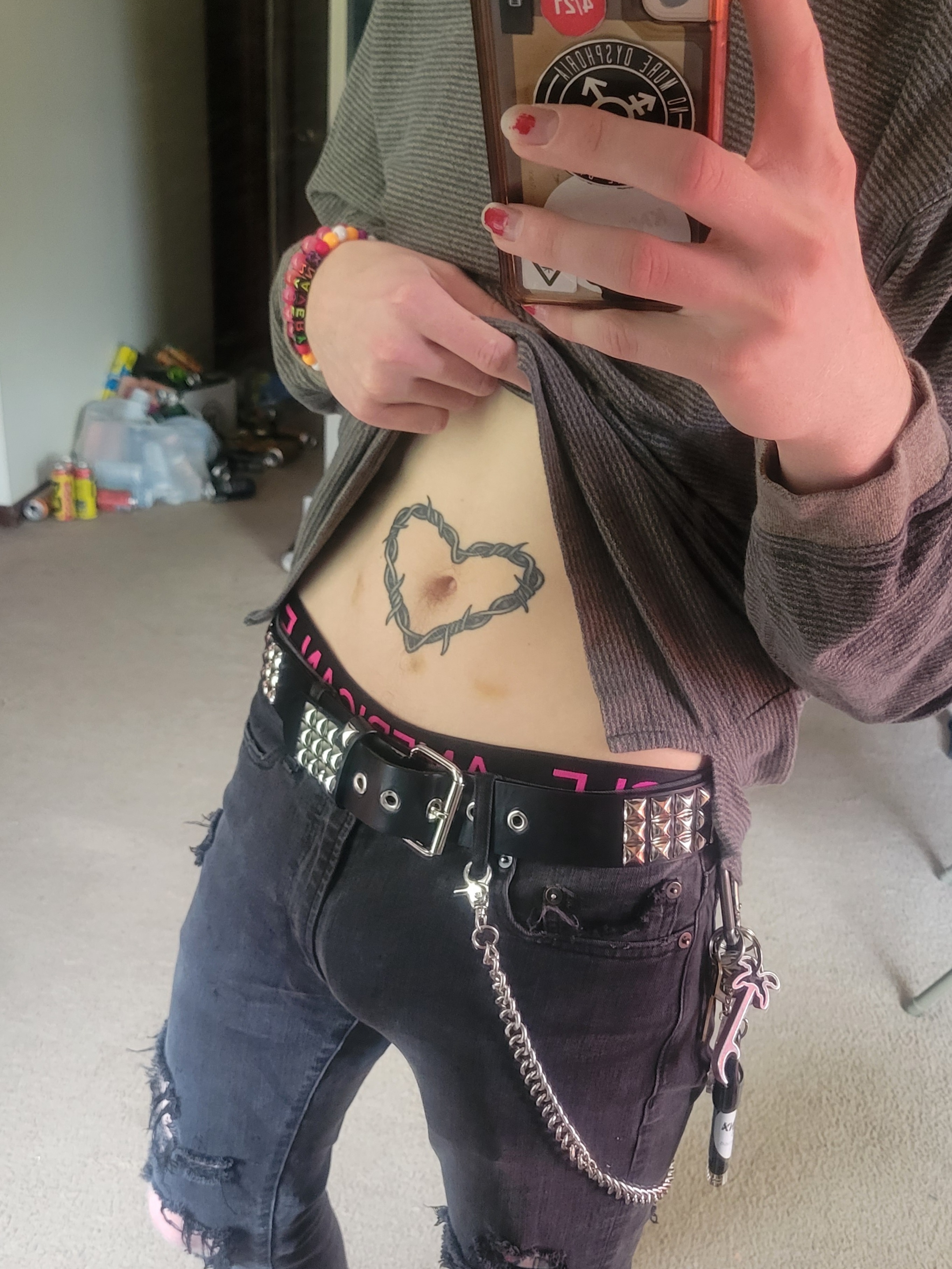 Log<3 OnlyFans header