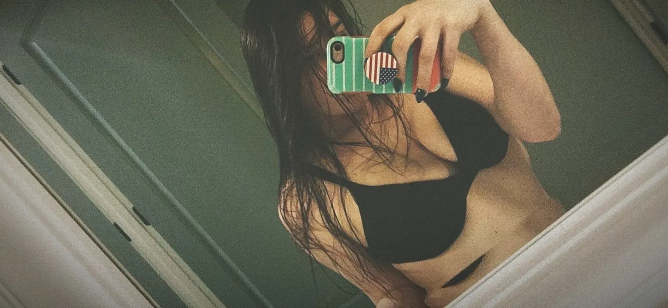 Roxe OnlyFans header