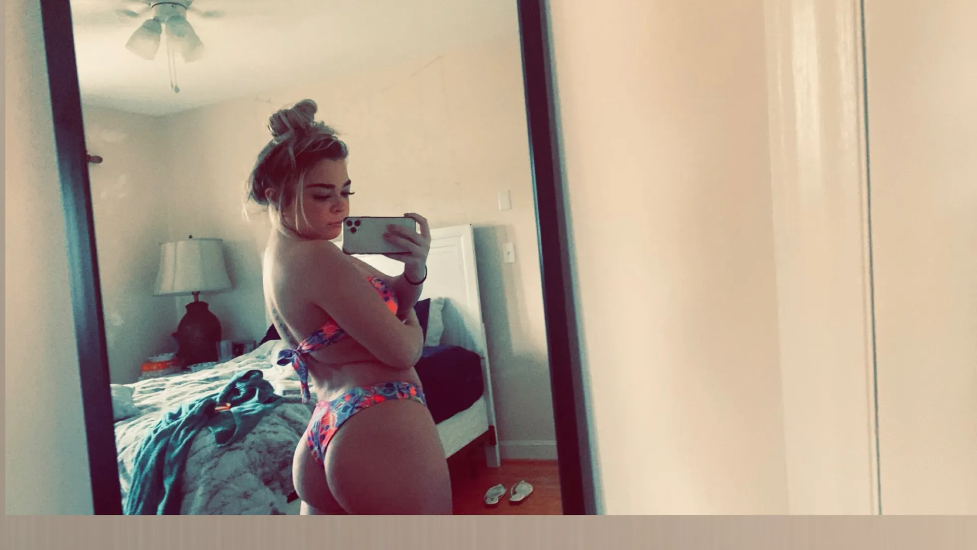 your favorite blonde OnlyFans header