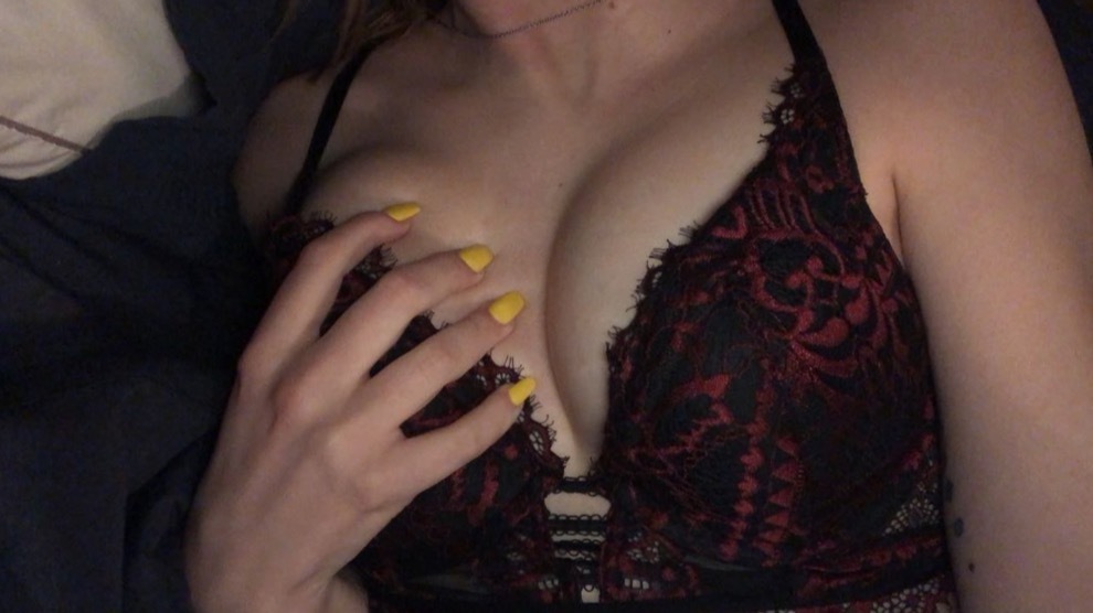 Tris🤍 OnlyFans header