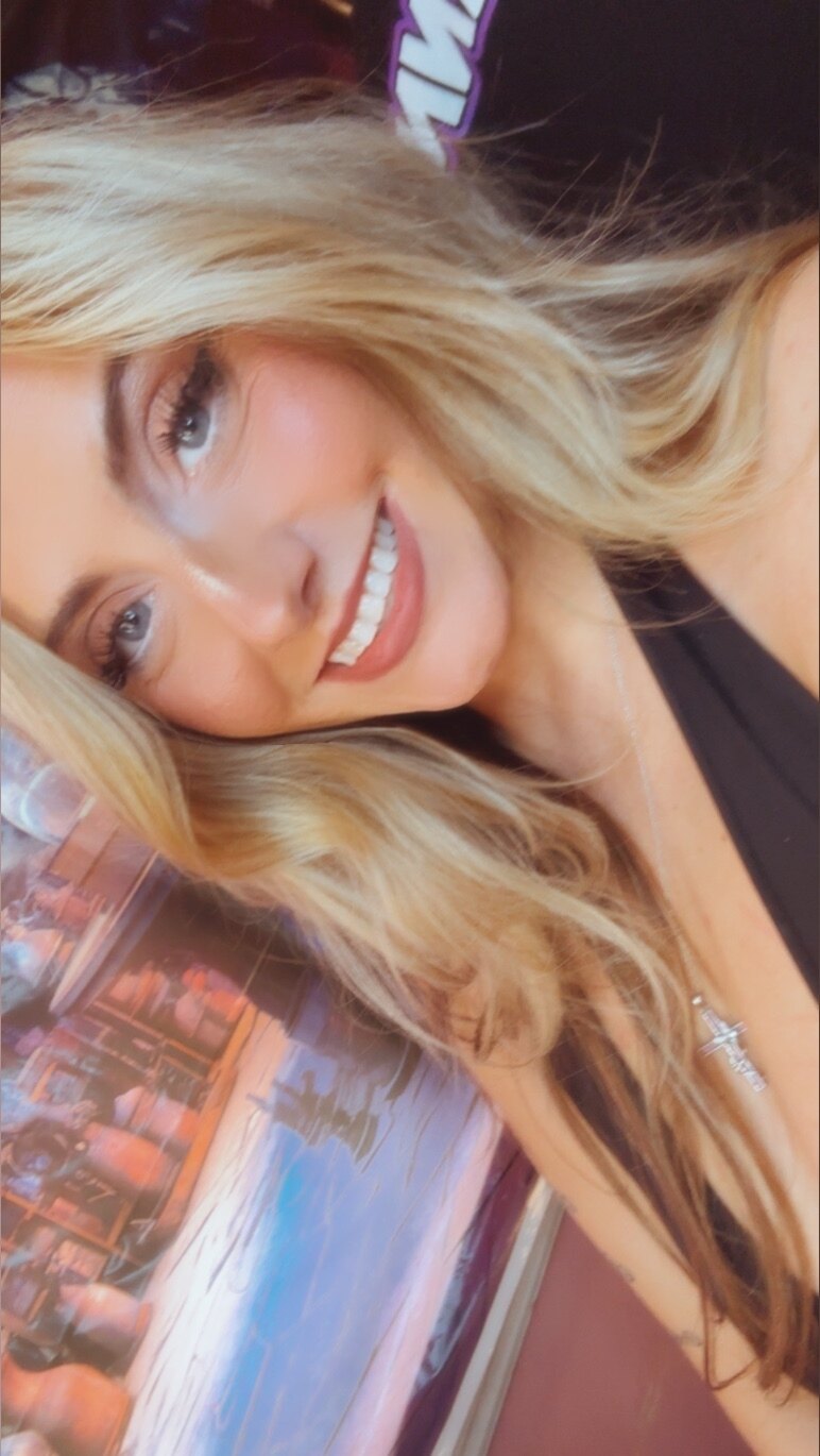 XOXOXAY🖤 OnlyFans