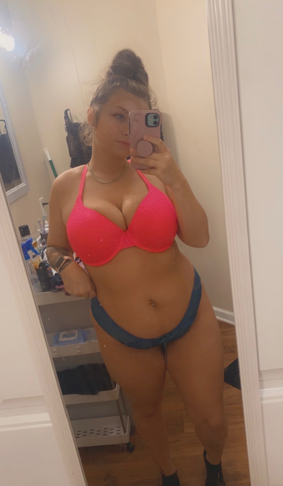 XQueenChaosX OnlyFans