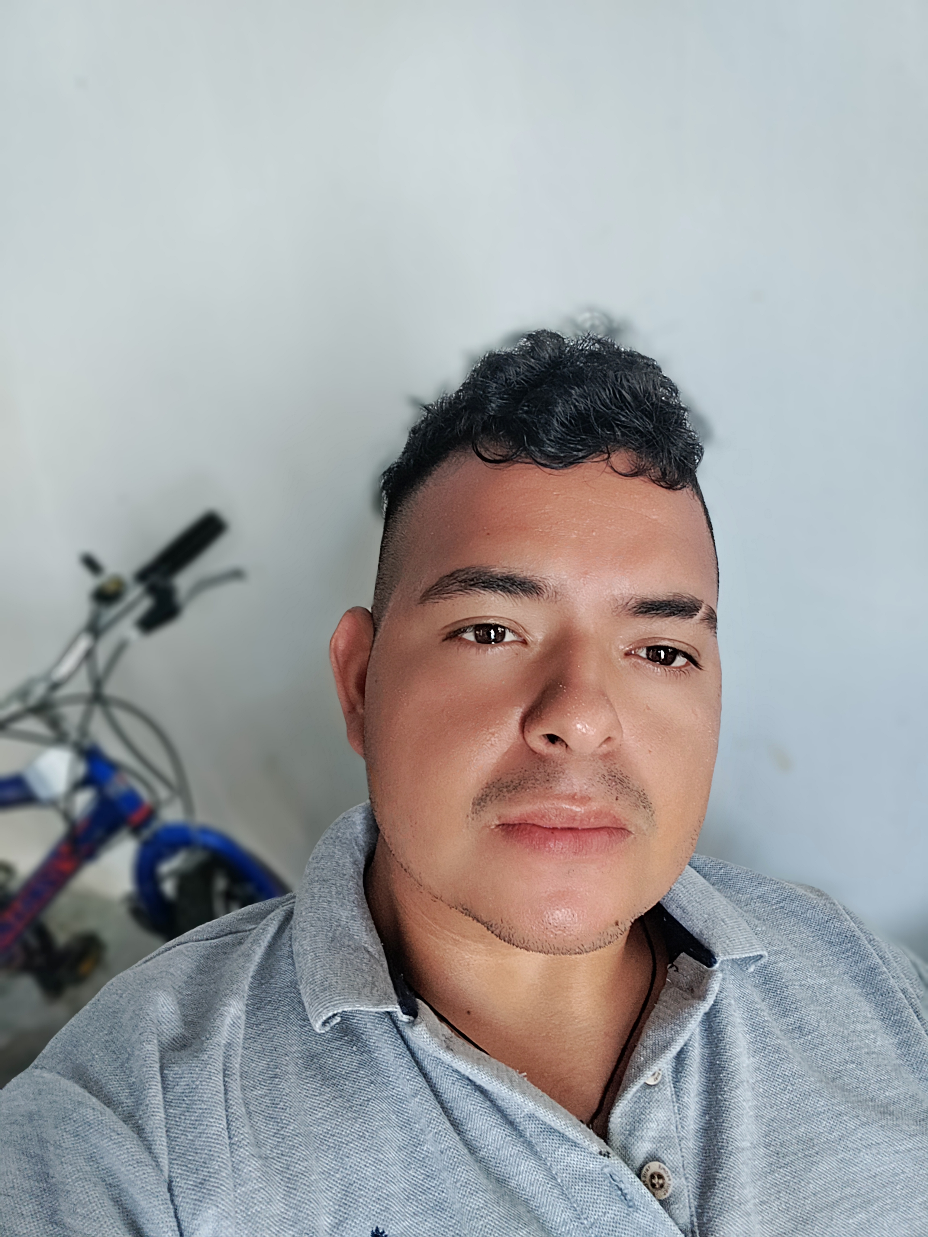 Édgar Hernández OnlyFans