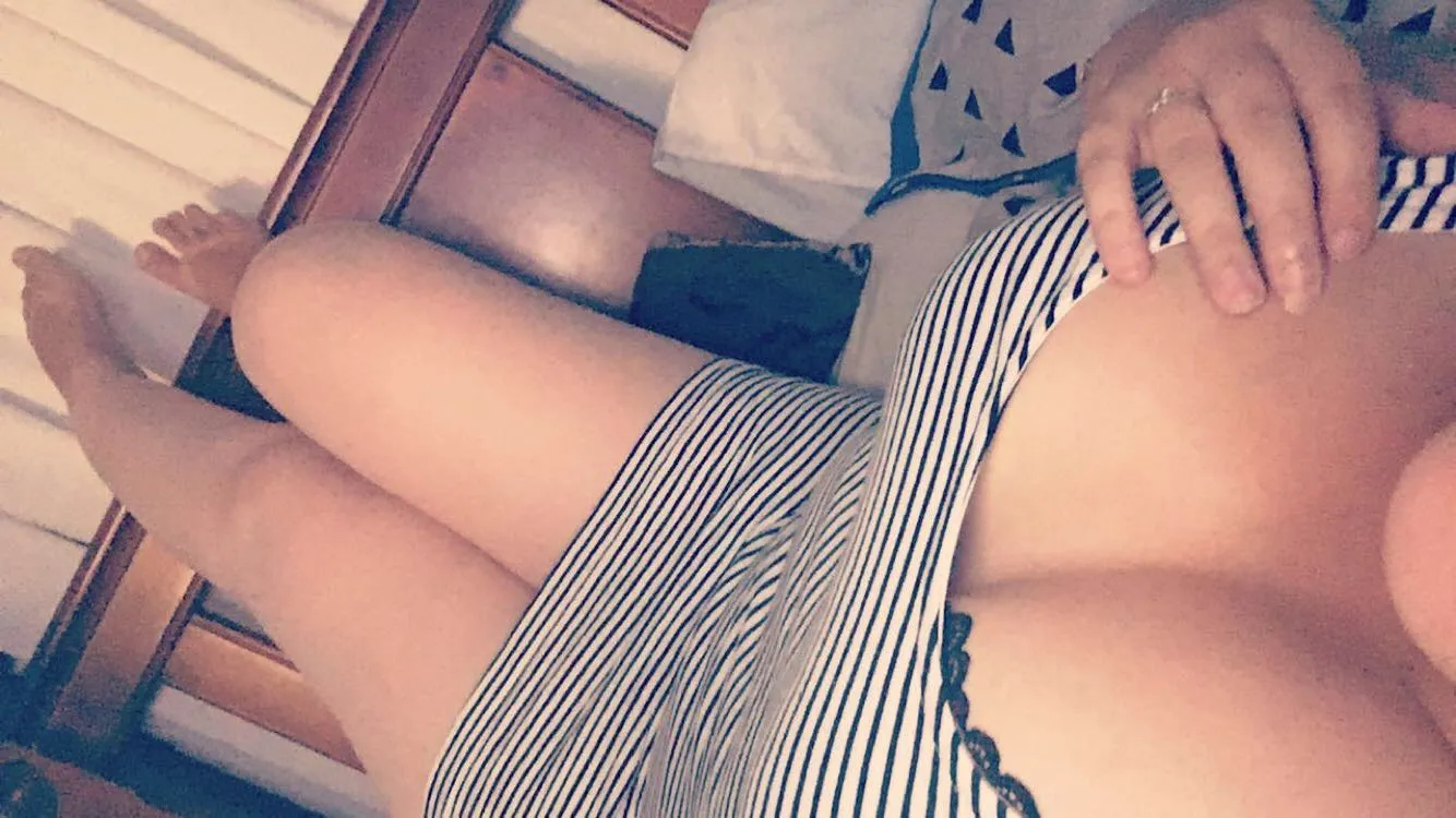 Toni OnlyFans header