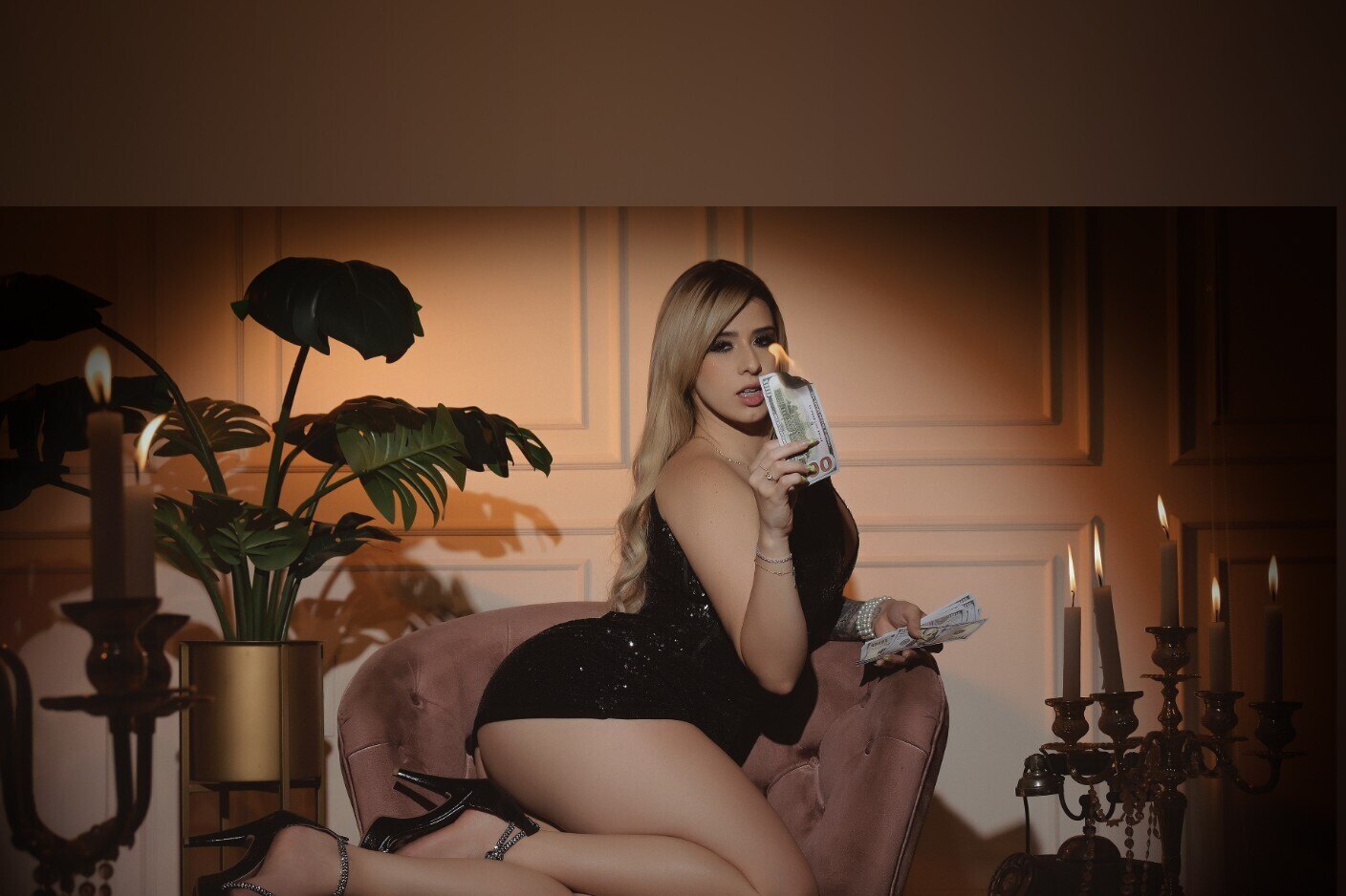 Xxmile OnlyFans header