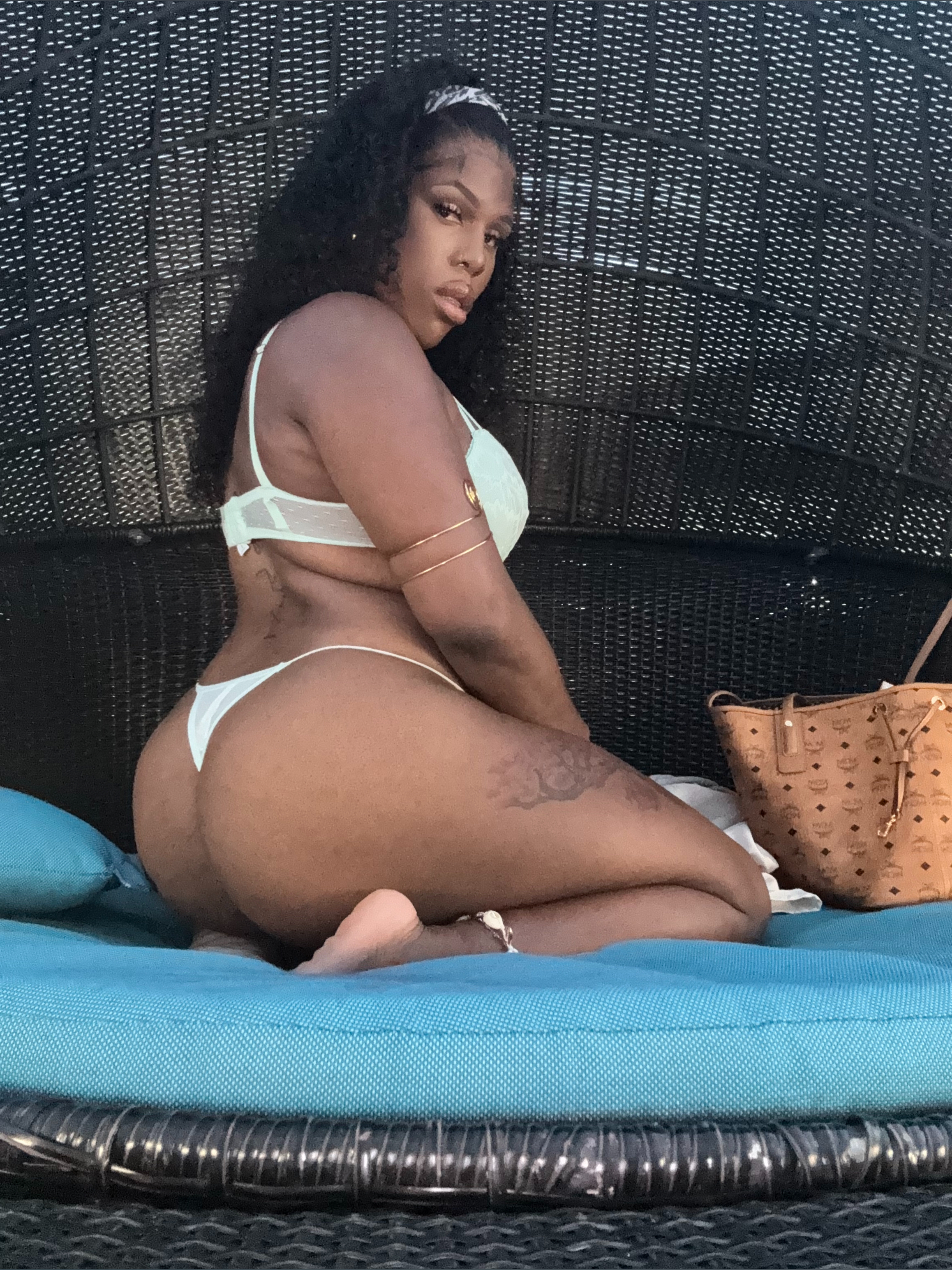 ⭐️NiveaMadeUNut 💦💦💦