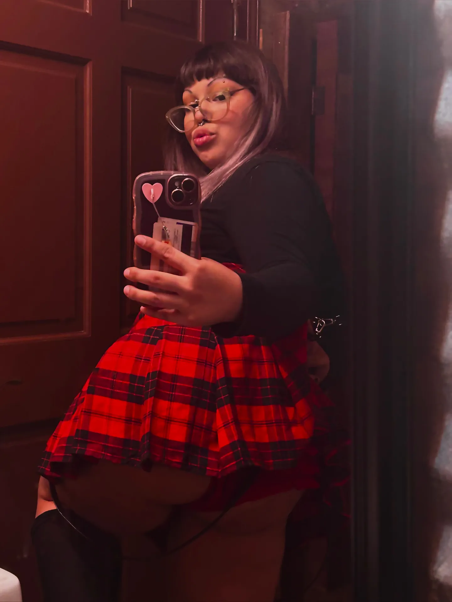 Angie likes to garden🌱🪴🐏🔆