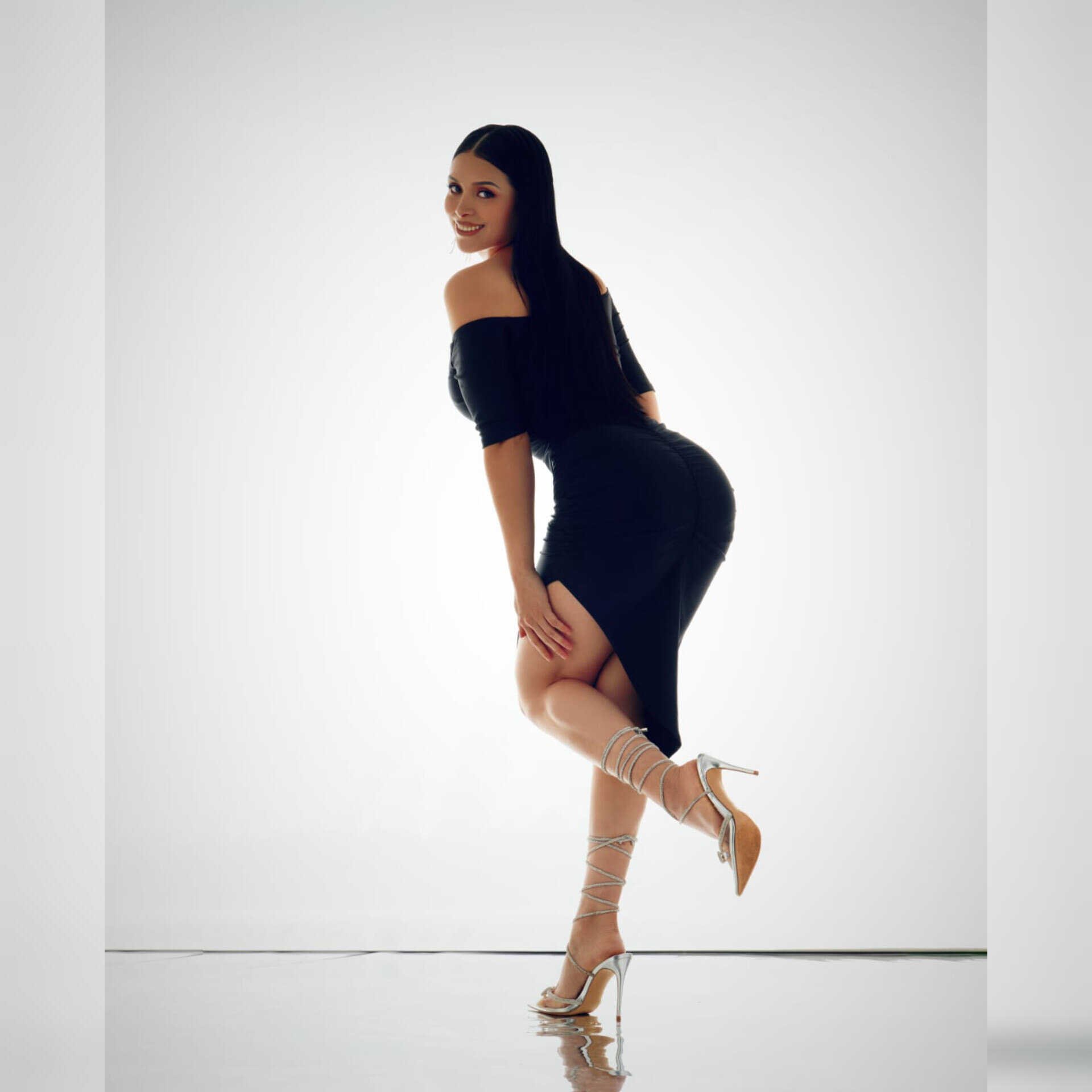 🩷 𝙏𝙐 𝘽𝘼𝙍𝘽𝙄𝙀 𝙇𝘼𝙏𝙄𝙉𝘼 🇪🇨 OnlyFans