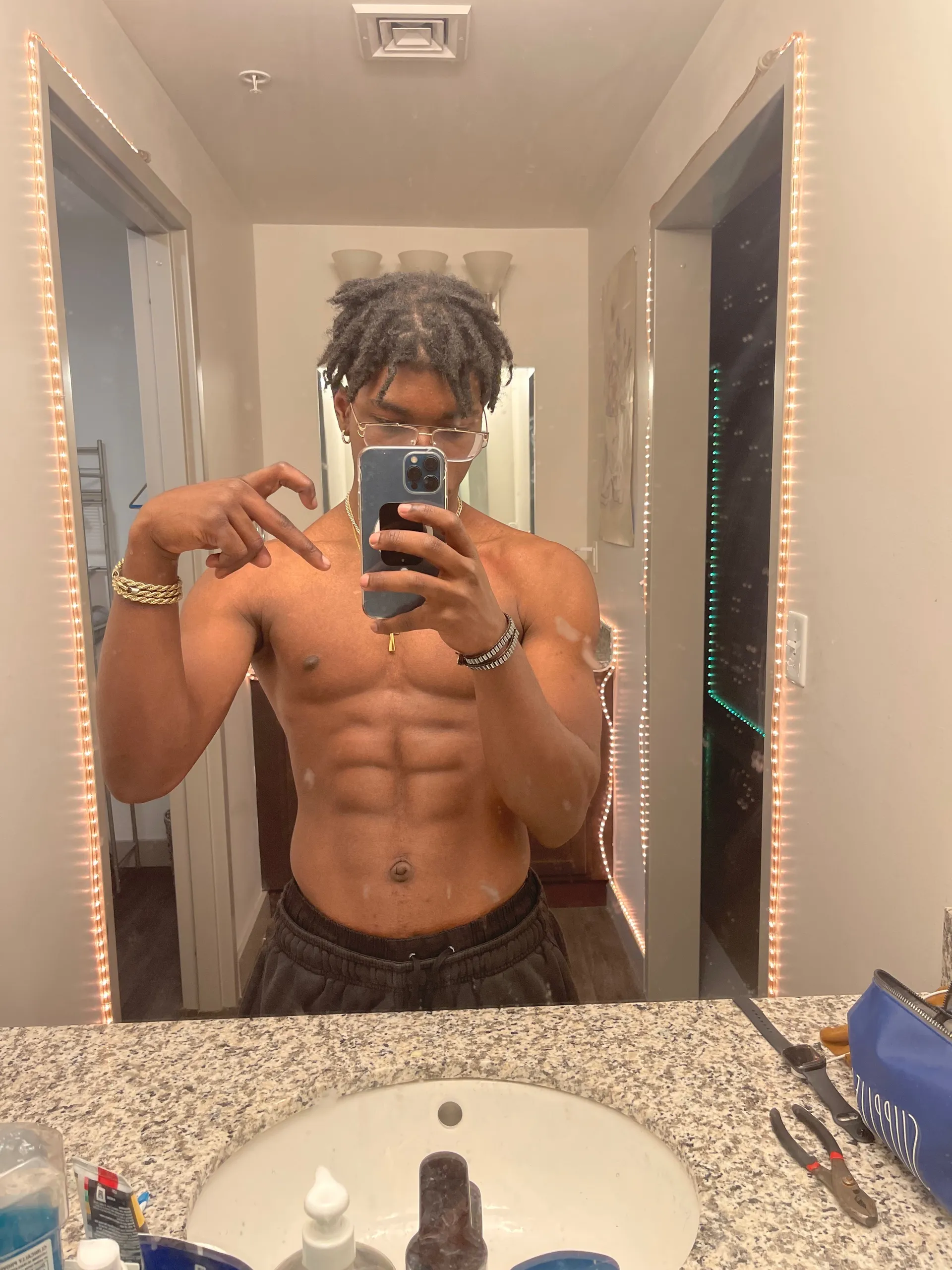 yinyang OnlyFans header