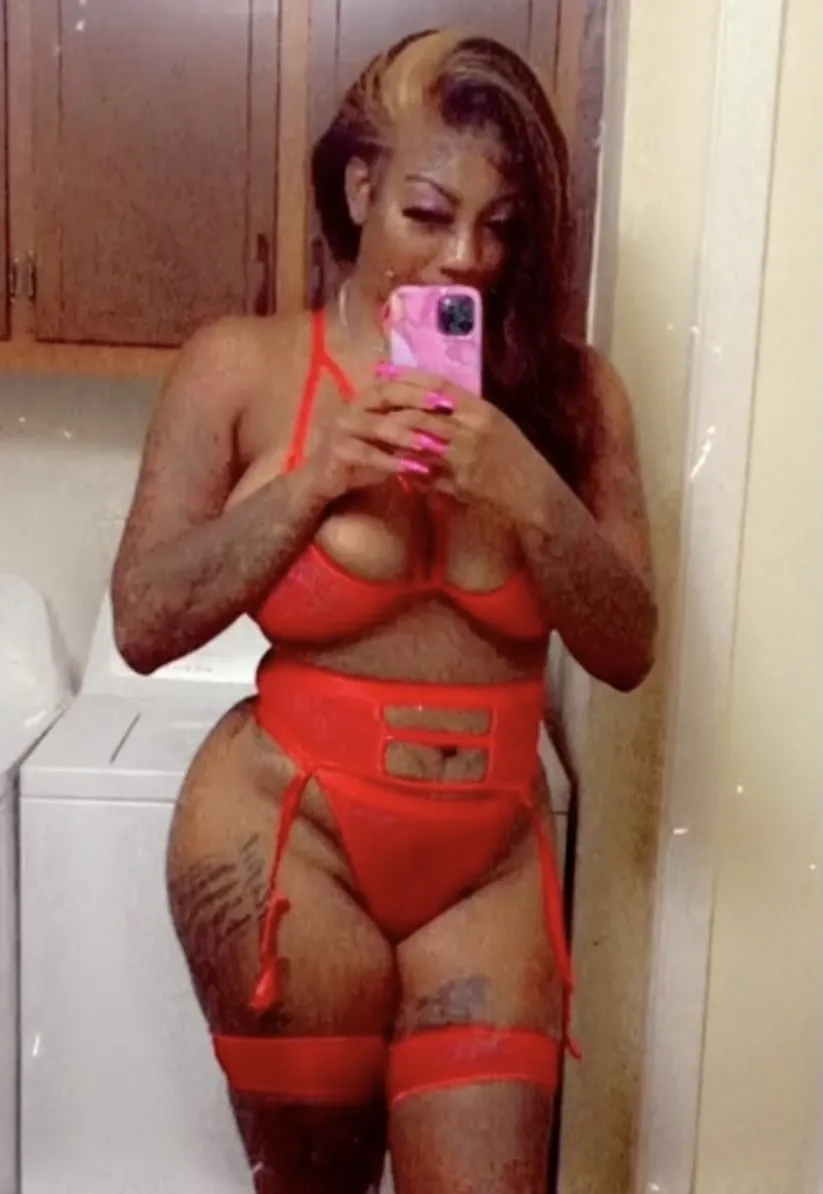 Pretty &amp; Pierced🫦 OnlyFans