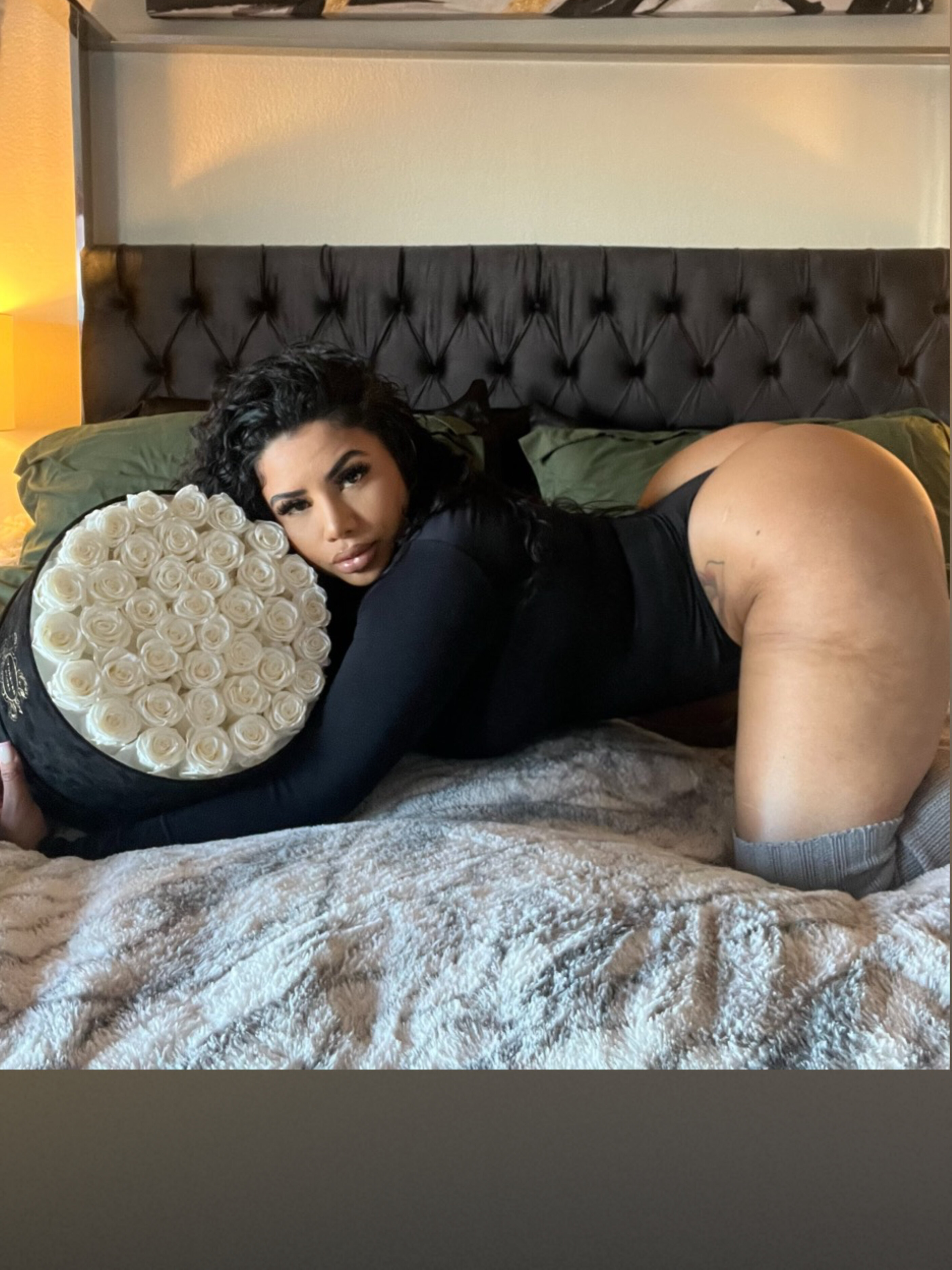 Yasmin Estrada OnlyFans header