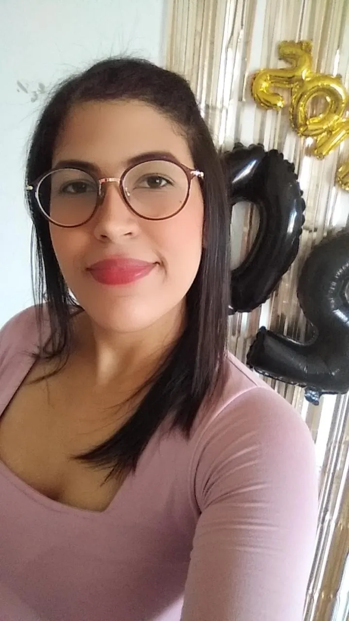 Yoely Arang OnlyFans header