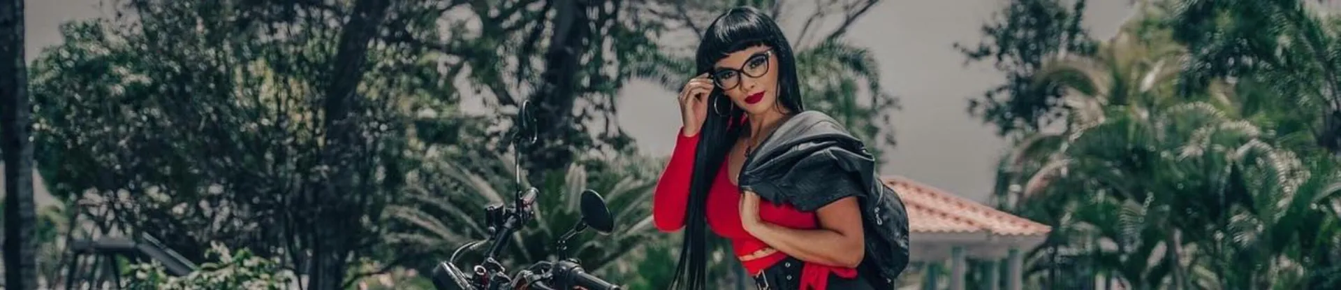 Lau Bonilla OnlyFans header