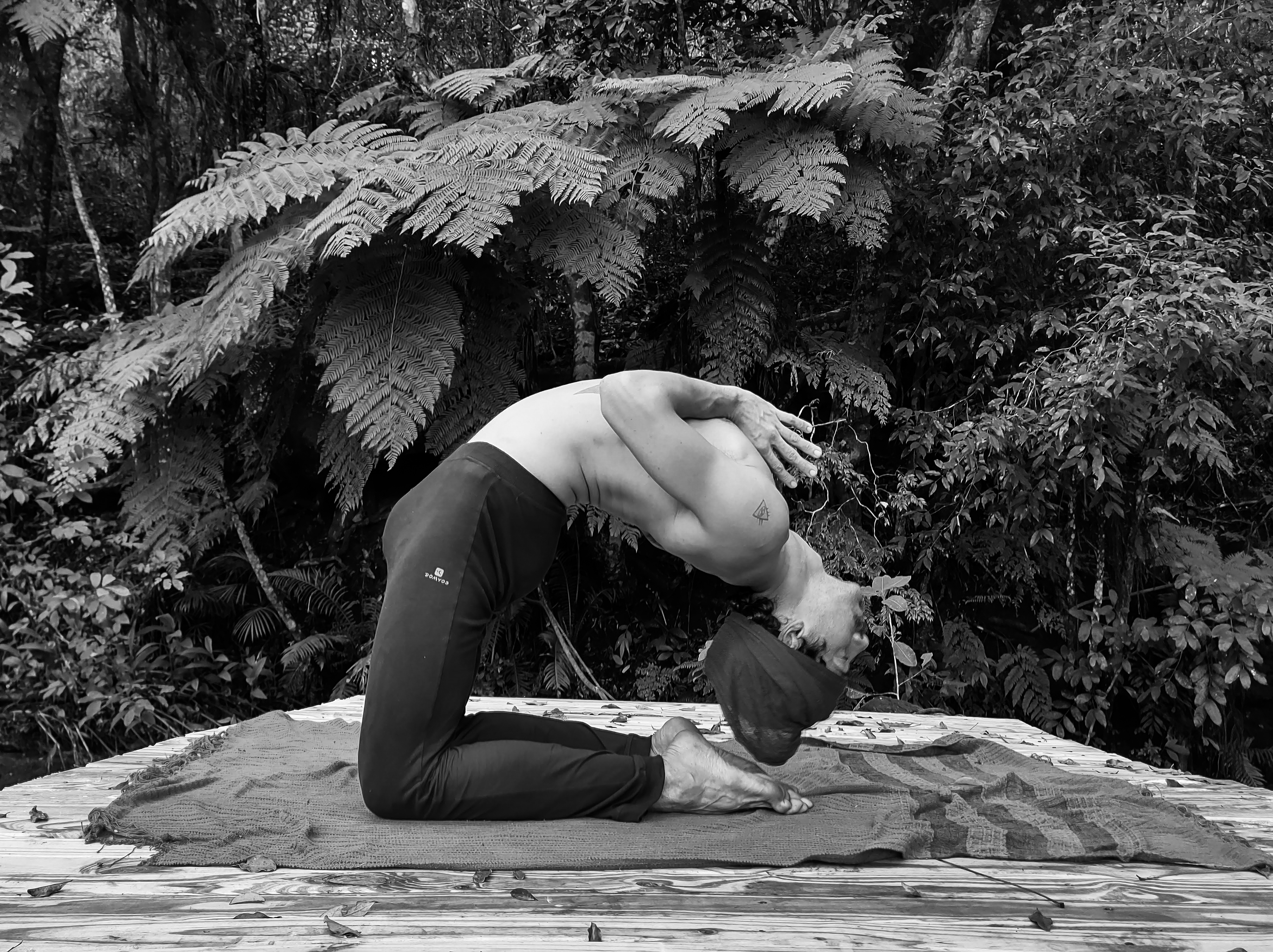 Yoguinata OnlyFans header