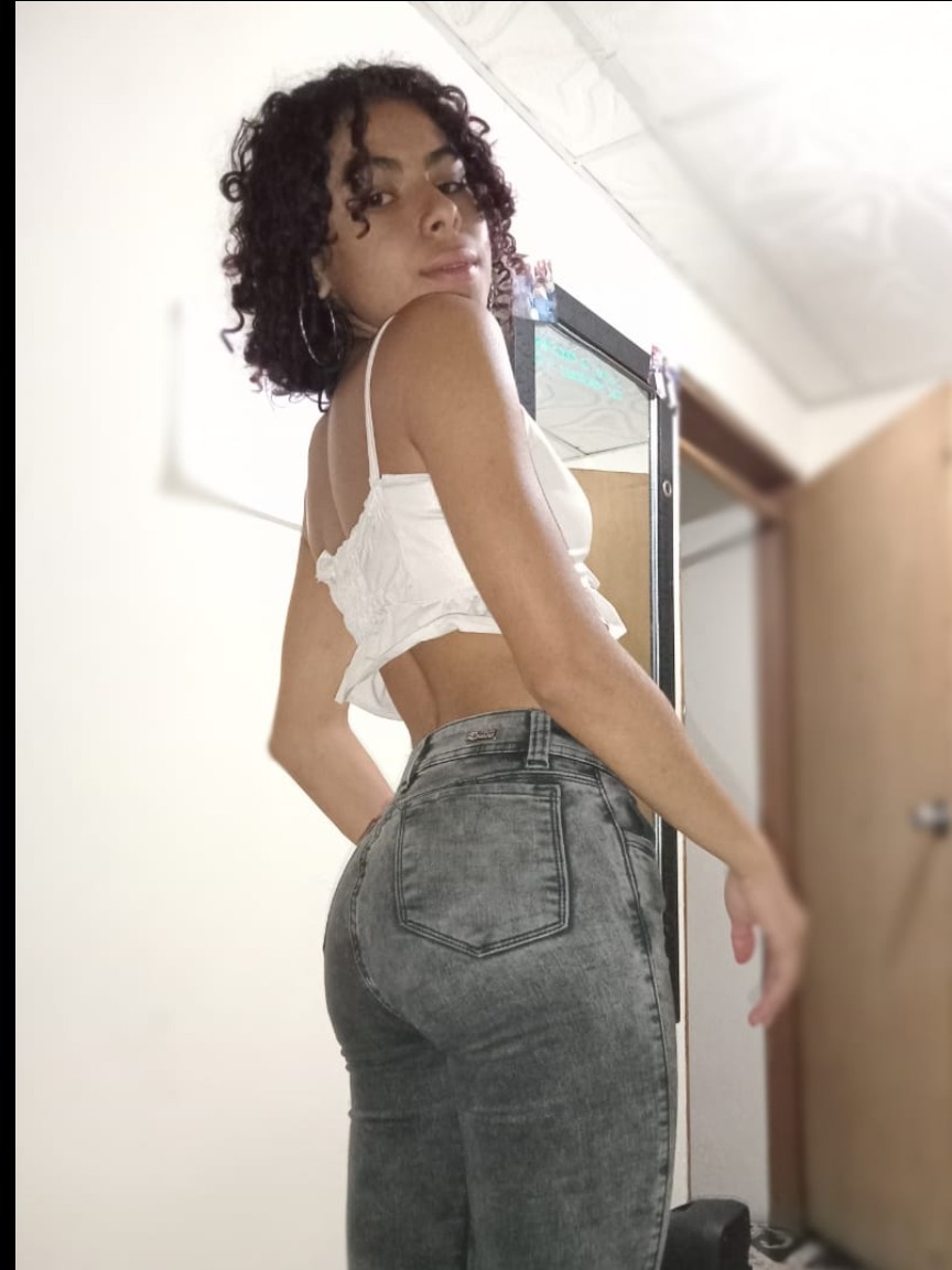 Yolandi Daza OnlyFans