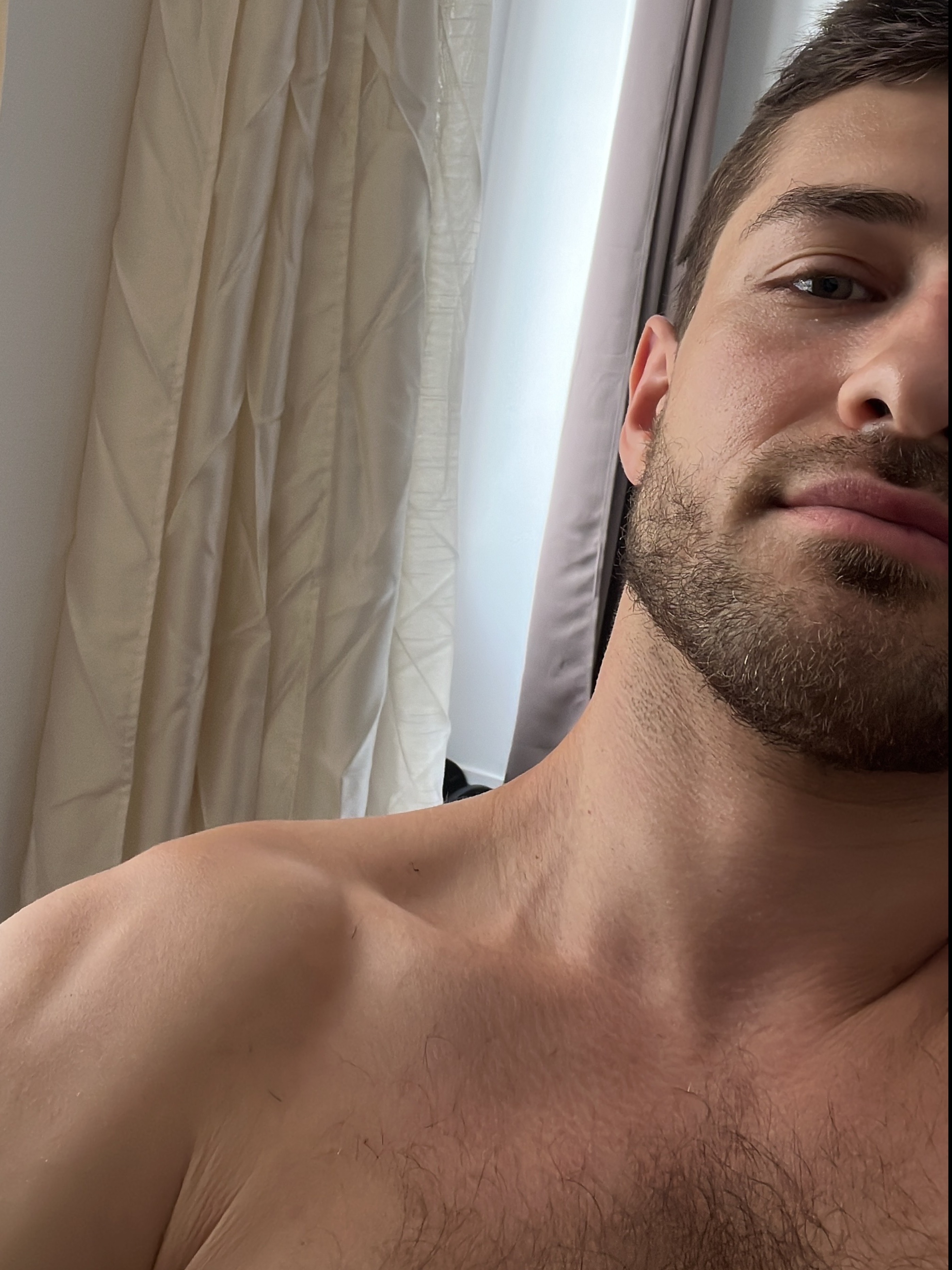 Yoooups OnlyFans header