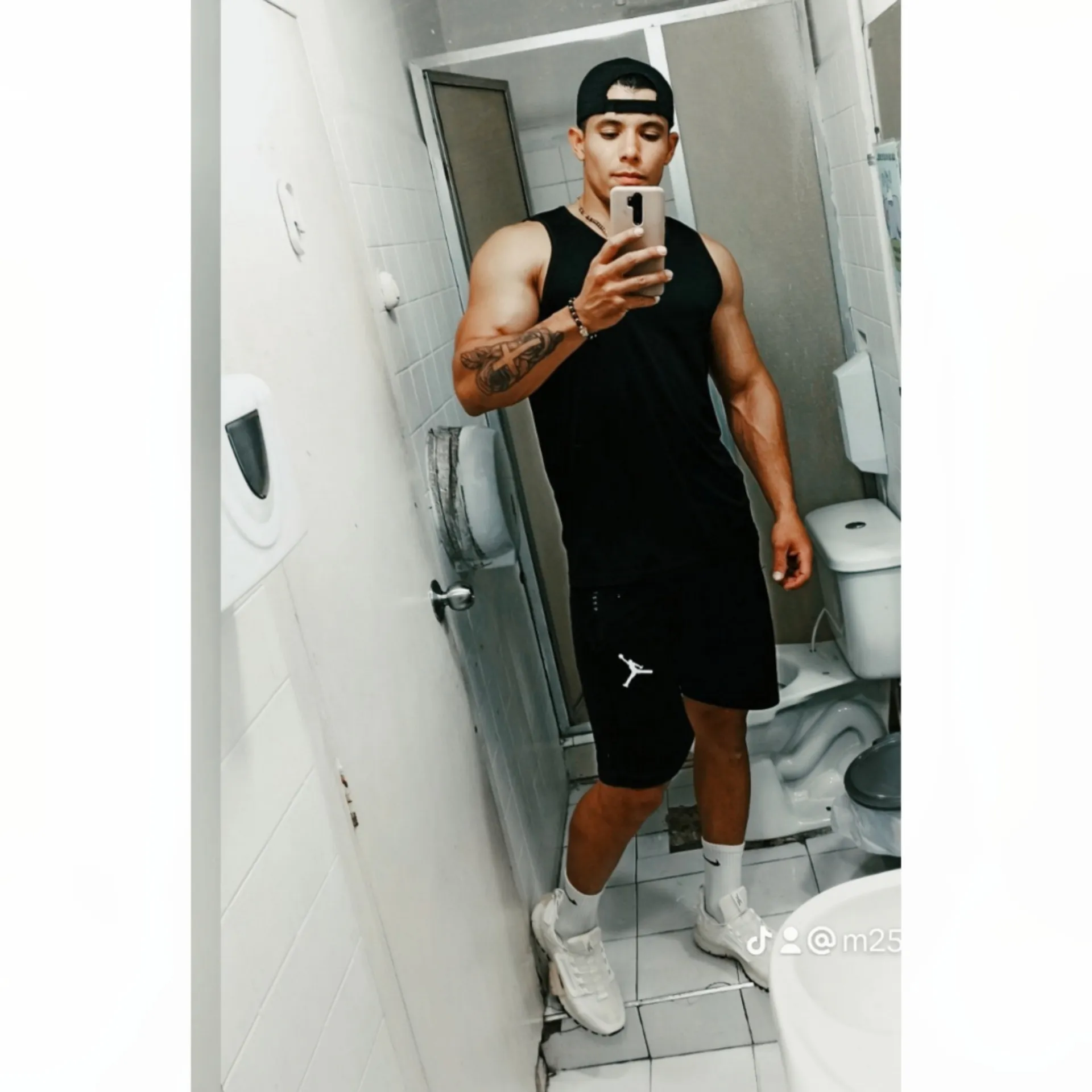 YordiUz OnlyFans header