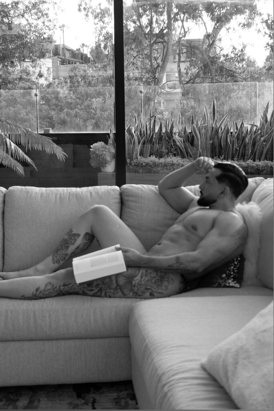 Yoshue Lg OnlyFans header