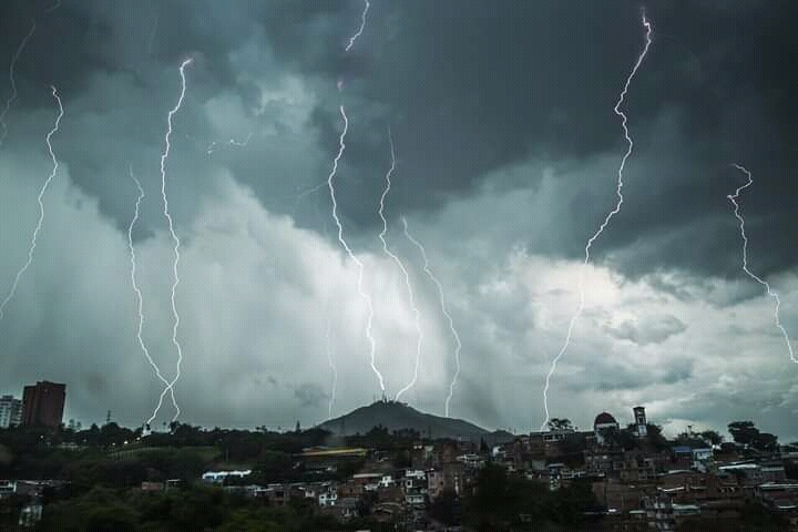 Yossti2k1 OnlyFans header