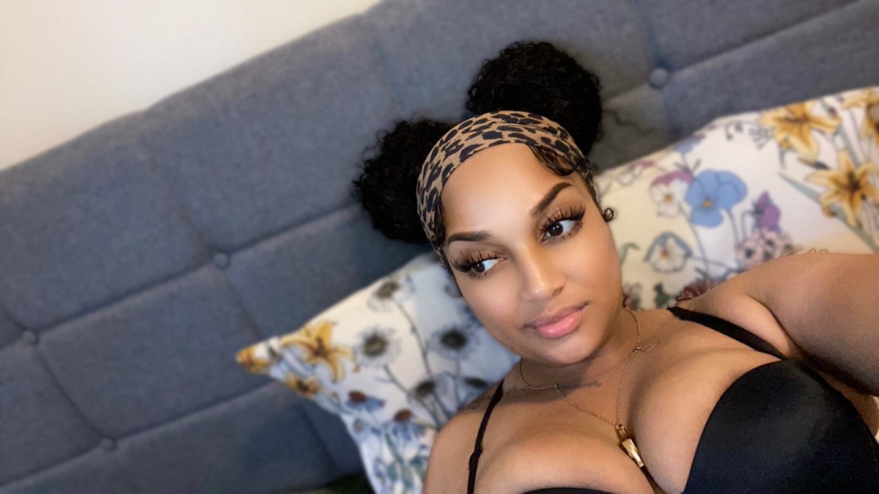 𝗦 𝗛 𝗔 𝗬👁 🍭 ♈️ OnlyFans header