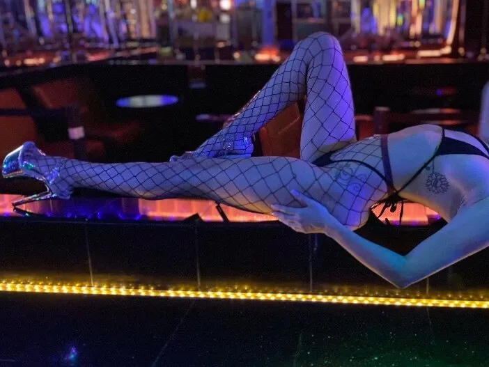 Lucyyyy OnlyFans header