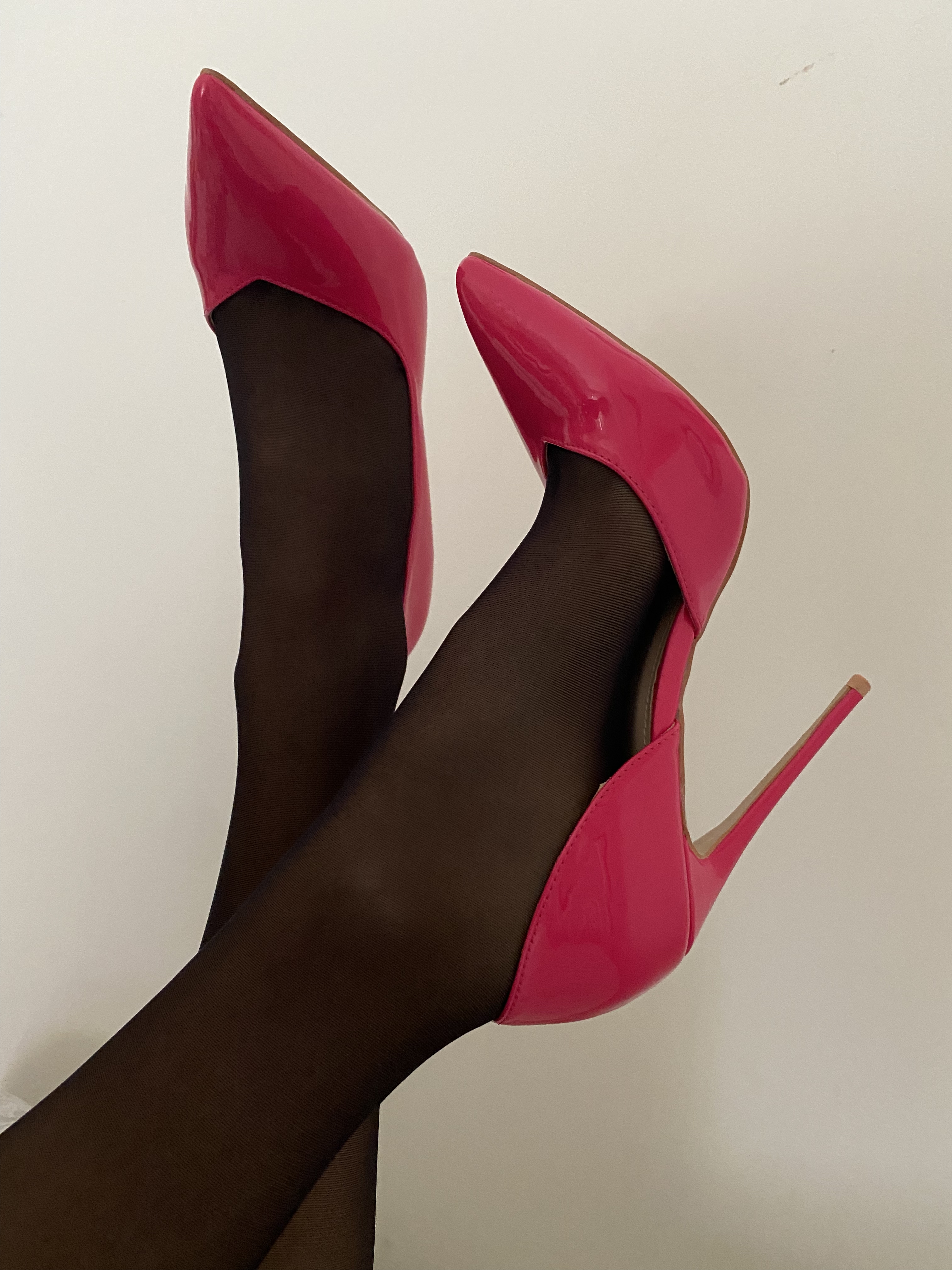 youneedmyfeet OnlyFans header