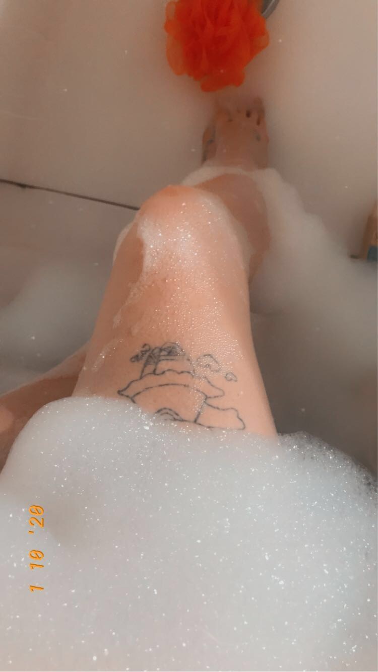 Layla OnlyFans header