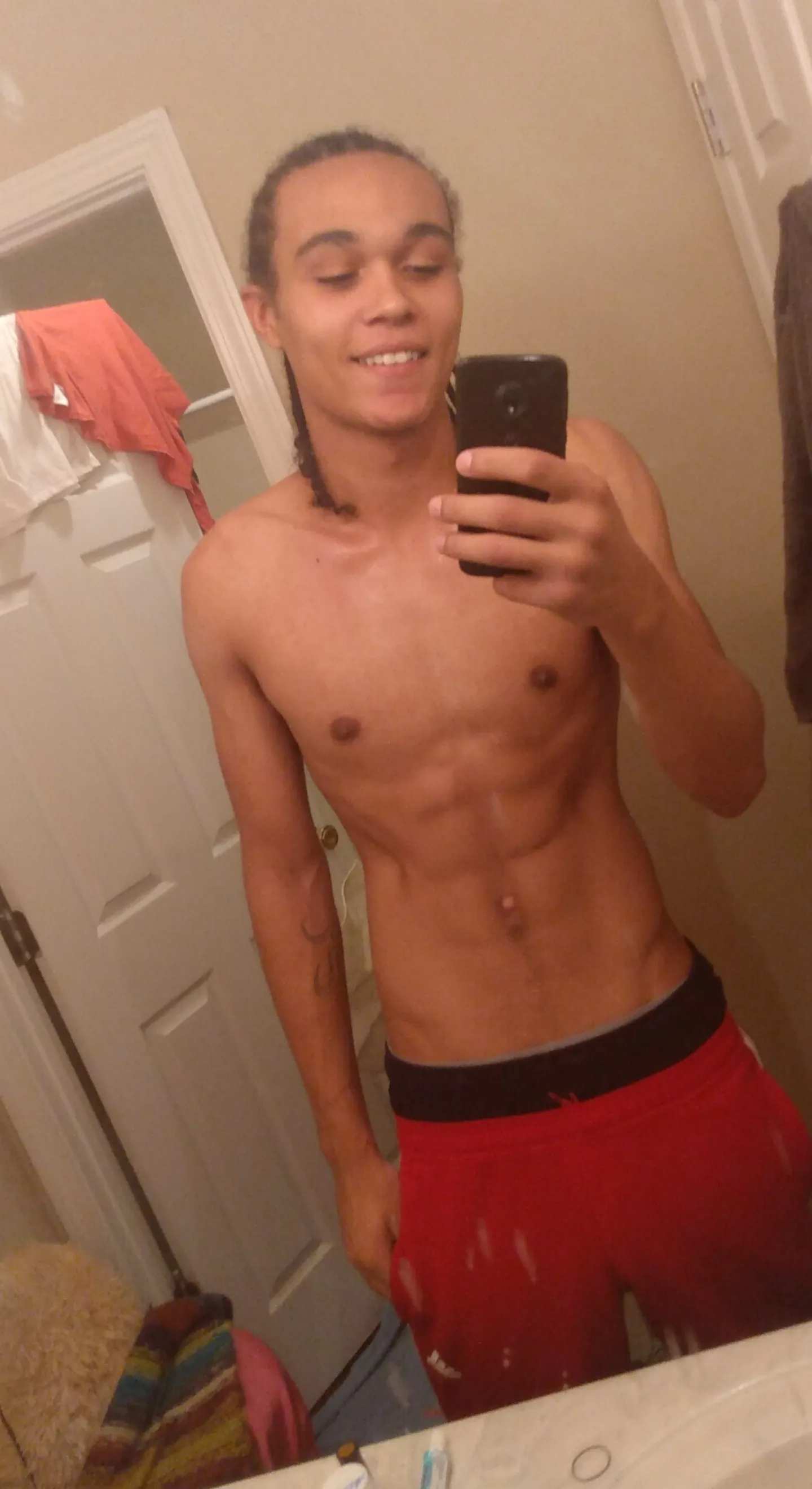 YoungKeez OnlyFans header