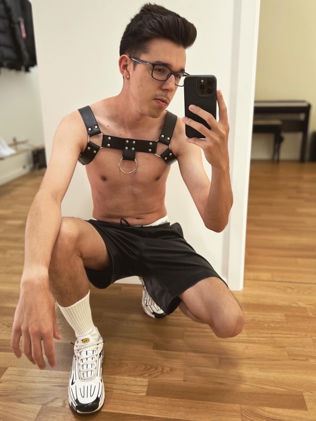 YoungMaster1996 OnlyFans header