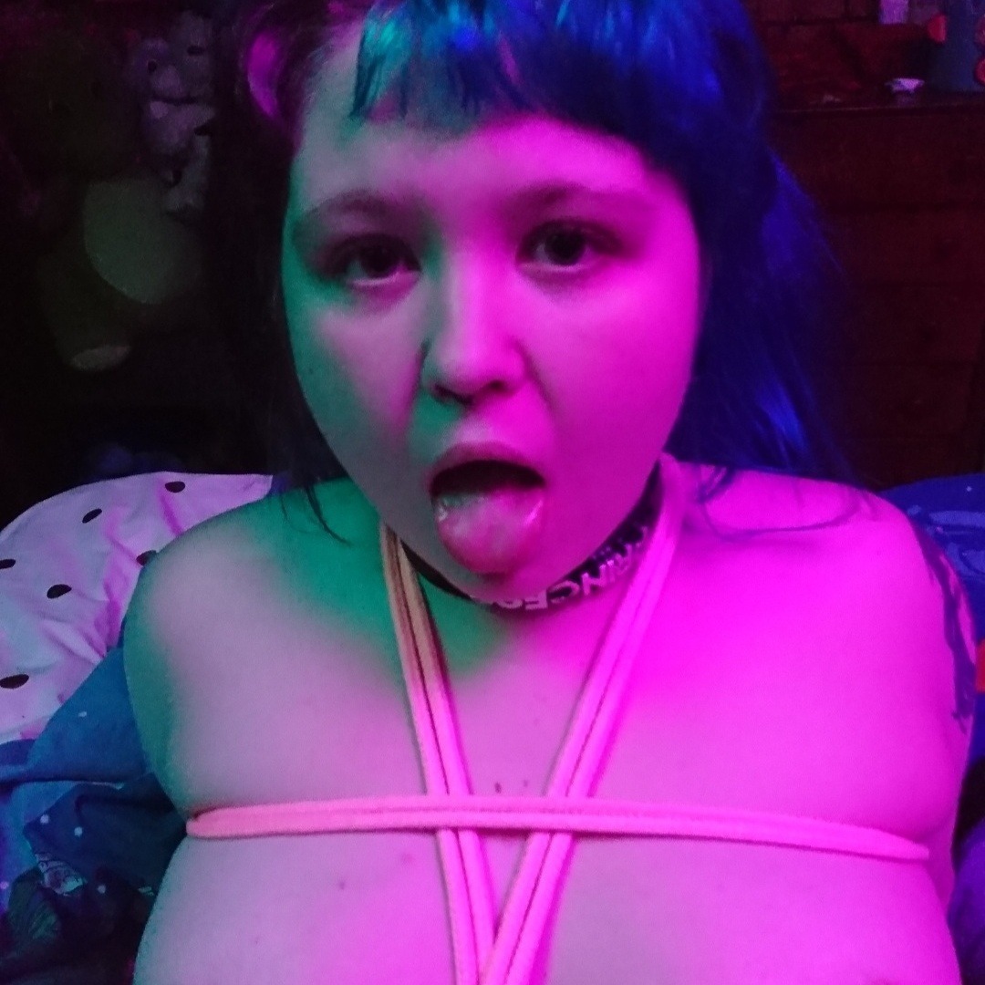 Alaska blue OnlyFans header