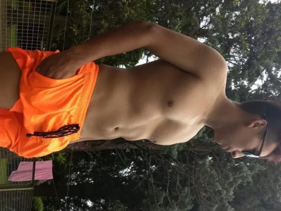 Uriel Hernan OnlyFans header