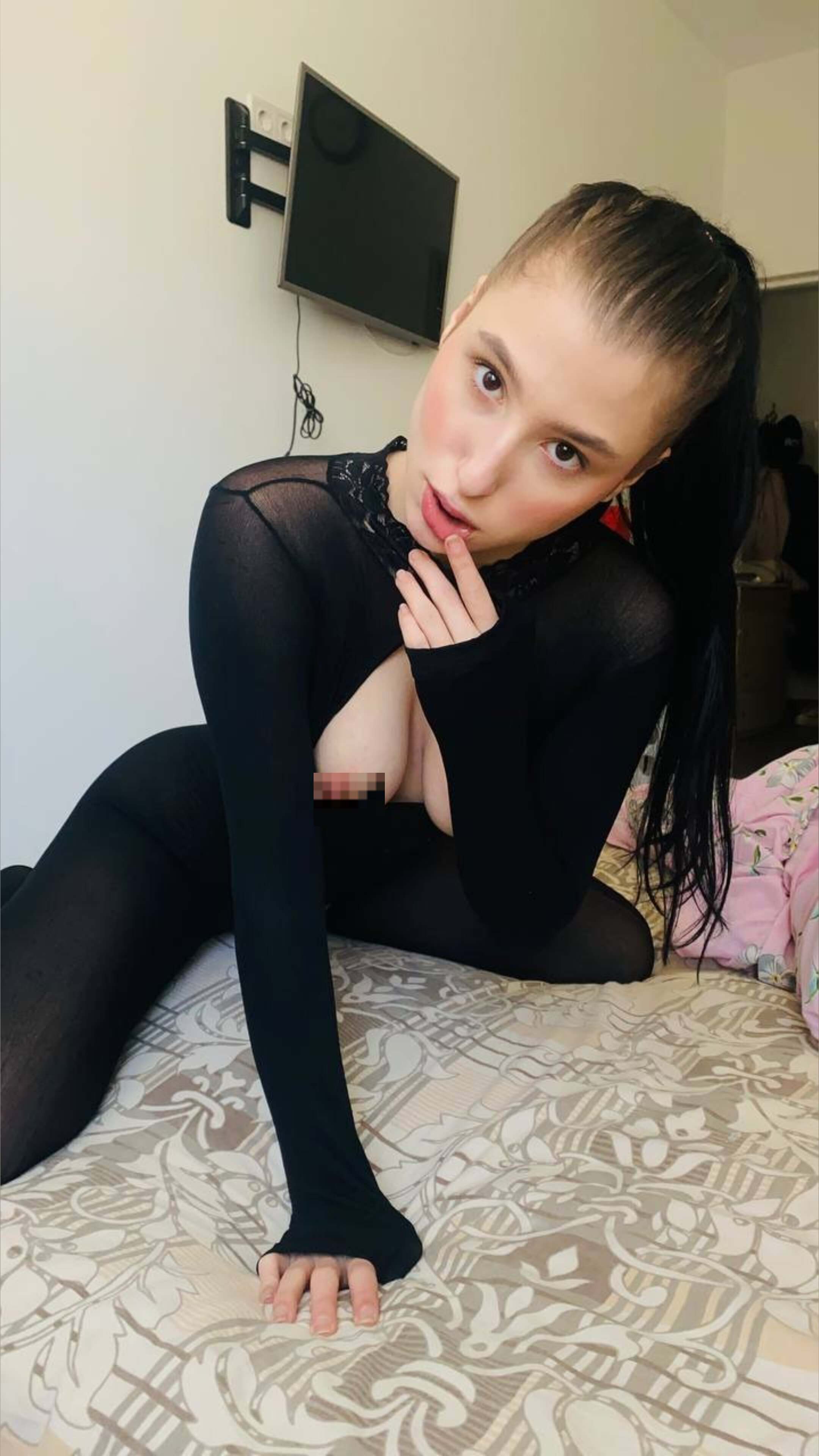 𝘽𝙡𝙖𝙘𝙠 𝙃𝙤𝙧𝙣 OnlyFans