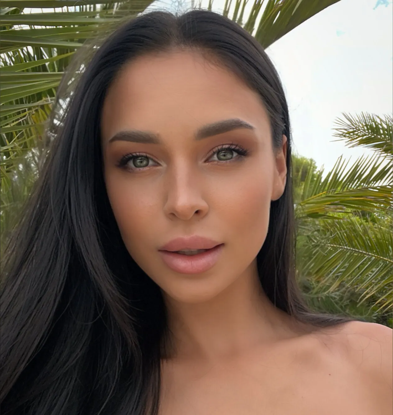 💋 Mila Moore 💞