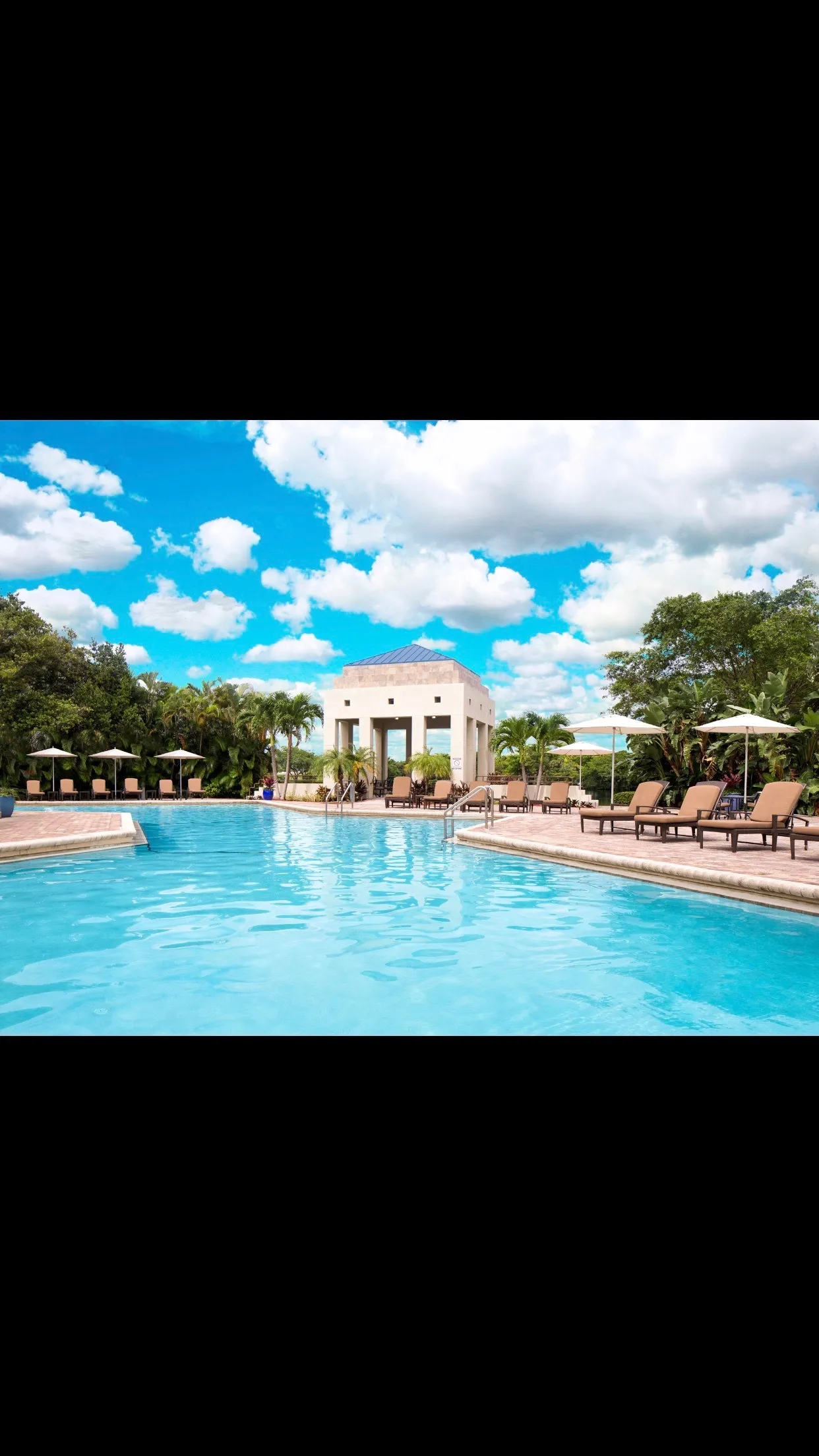 Let’s play 😈 OnlyFans header