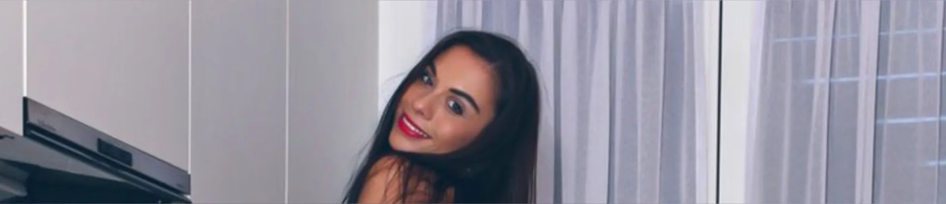 Sabrisse OnlyFans header