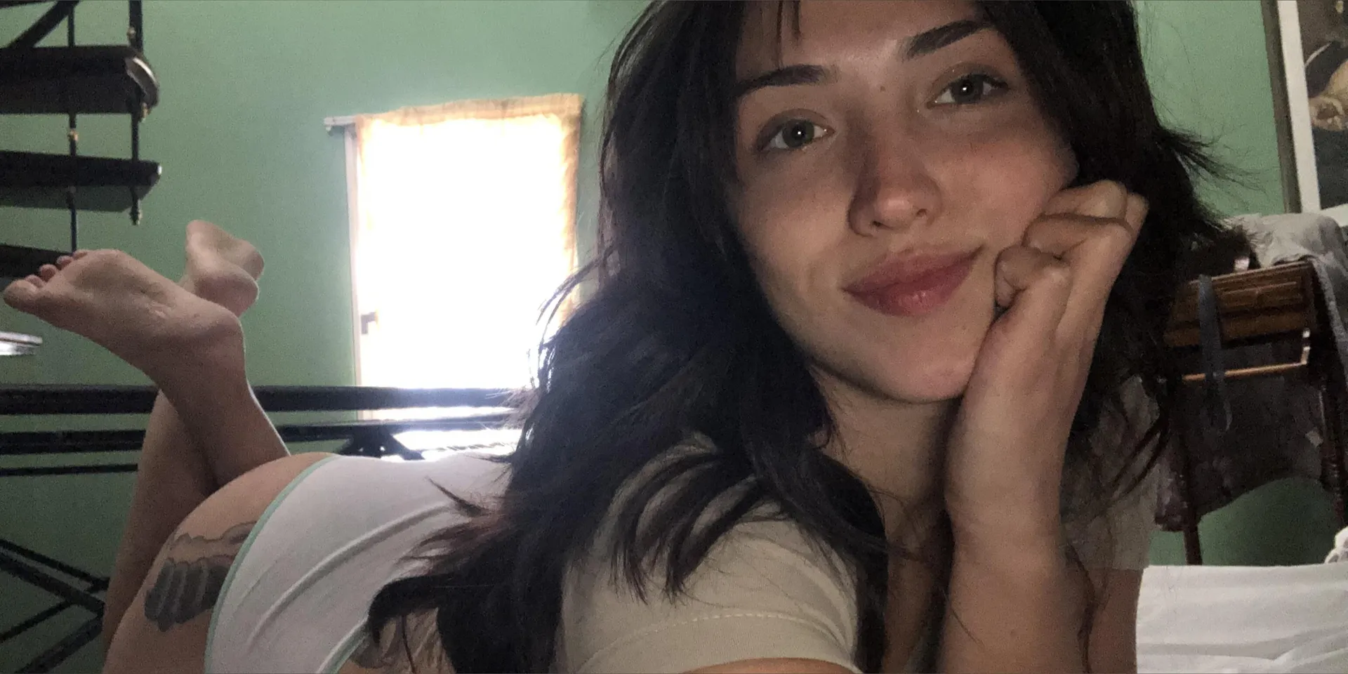 Emma OnlyFans header