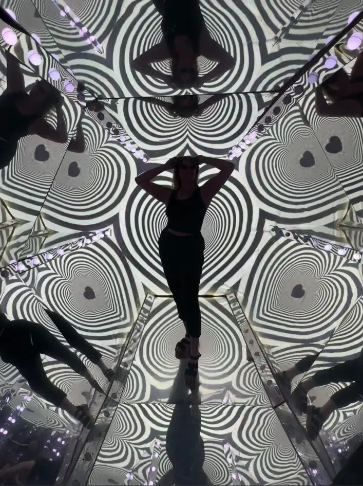 Riss OnlyFans header