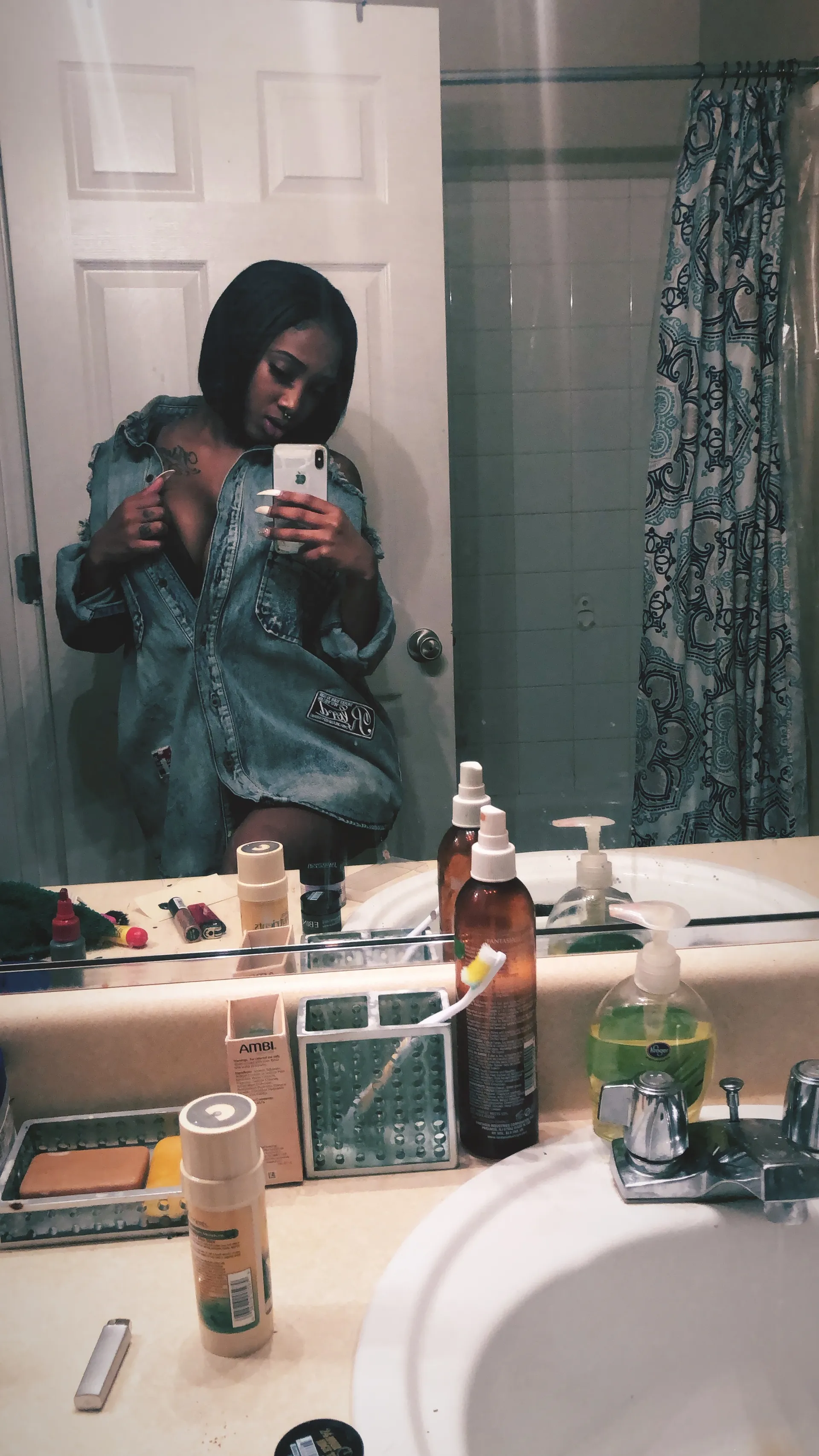 Yourbihfav._ OnlyFans header