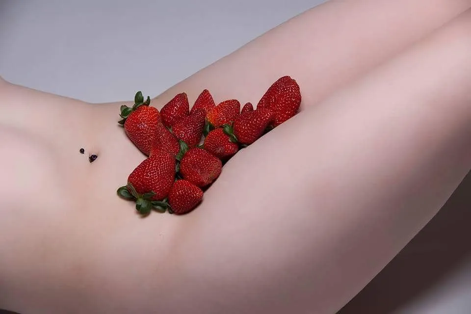 Elly OnlyFans header