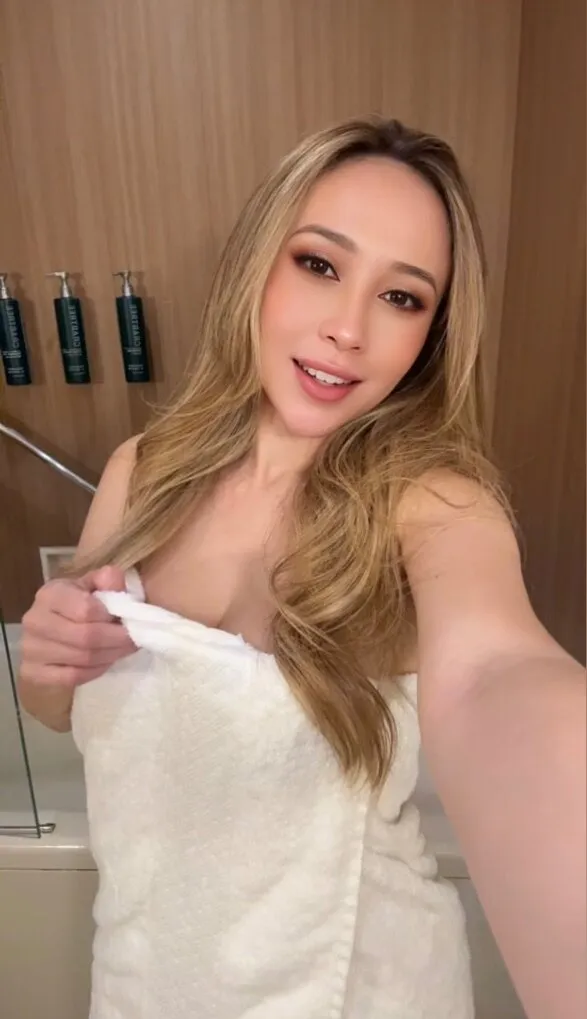 𝓔𝓶𝓫𝓮𝓻 ❤️‍🔥