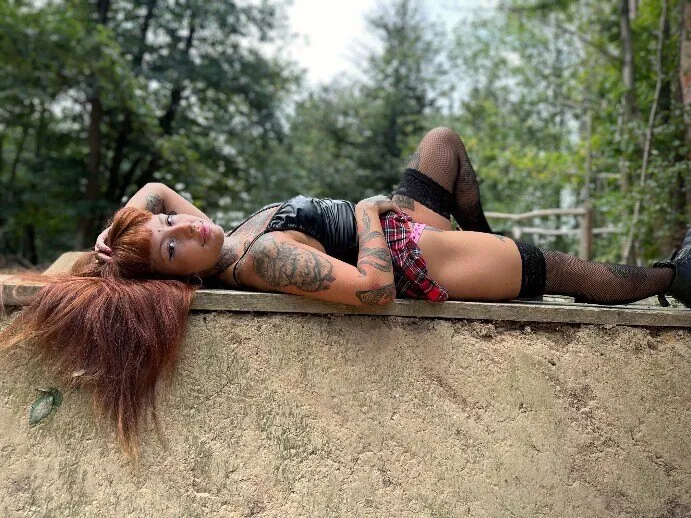 𝖞𝖔𝖚𝖗𝖋𝖆𝖛𝖊𝖈𝖒𝖘𝖑𝖙 OnlyFans header