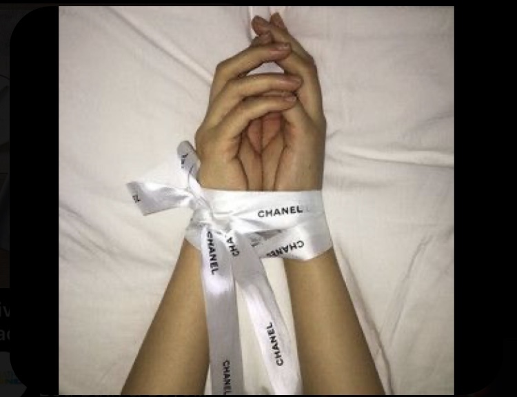 Anonymous 🤷🏼‍♀️ OnlyFans header