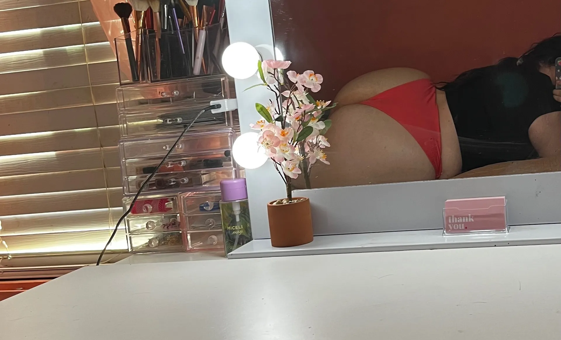 xotufavv OnlyFans header